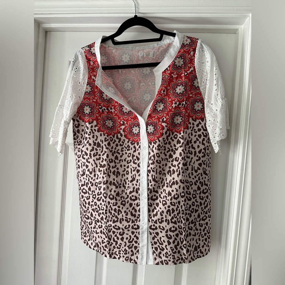 Women’s Button Up Top.